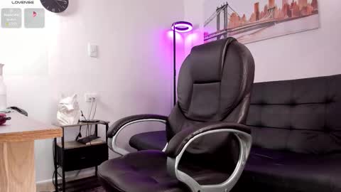 Snapshot of _juanes__ chatting on 10, 11, 2025 _juanes__ online show from 10, 11, 2025