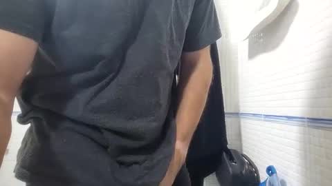 Snapshot of _julian_69 chatting on 9, 10, 2025 Jonnhy online show from 9, 10, 2025