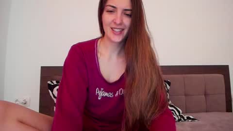 _just_a_simple_girl online show from 12, 12, 2024
