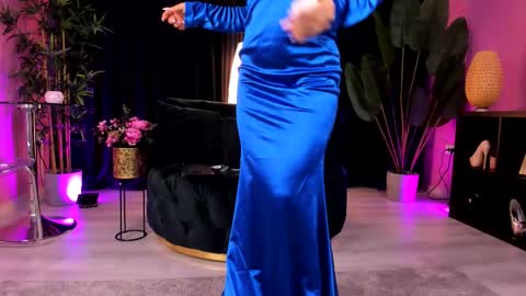 Snapshot of _kim_possible_ chatting on 9, 9, 2025 Kim online show from 9, 9, 2025