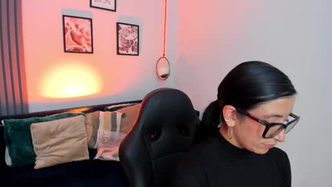 Kiraaaa 0 online show from 24, 2, 2026