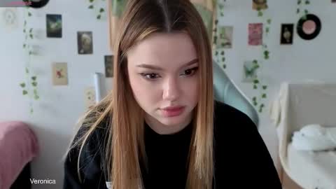 Snapshot of _kitekat_ chatting on 5, 11, 2025 _kitekat_ online show from 5, 11, 2025