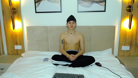 Kurt online show from 4, 2, 2025