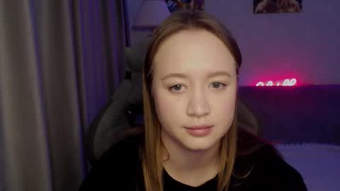 Snapshot of _lalune_ chatting on 8, 10, 2025 _lalune_ online show from 8, 10, 2025