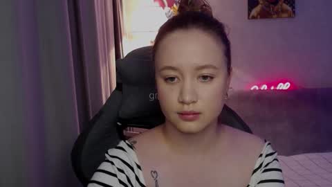 Snapshot of _lalune_ chatting on 11, 10, 2025 _lalune_ online show from 11, 10, 2025