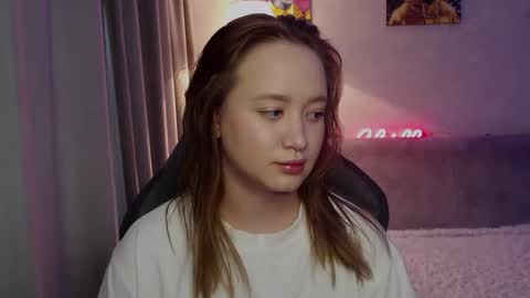 Snapshot of _lalune_ chatting on 23, 10, 2025 _lalune_ online show from 23, 10, 2025