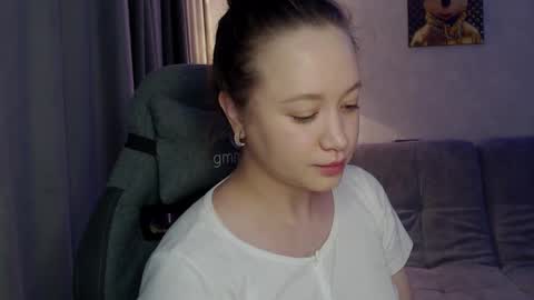 Snapshot of _lalune_ chatting on 8, 11, 2025 _lalune_ online show from 8, 11, 2025