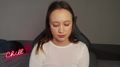 Snapshot of _lalune_ chatting on 24, 11, 2025 _lalune_ online show from 24, 11, 2025