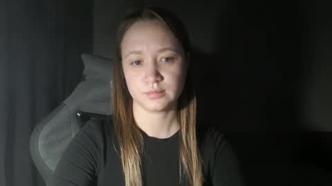 _lalune_ online show from 6, 3, 2026