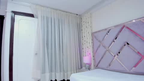 Snapshot of _lanna_jhonson_ chatting on 19, 12, 2024 Lanna online show from 19, 12, 2024