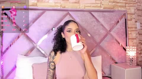 Snapshot of _lanna_jhonson_ chatting on 24, 11, 2025 Lanna online show from 24, 11, 2025