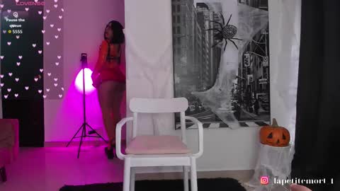 Snapshot of _lapetitemort_ chatting on 12, 10, 2025 Agatha Arias IG lapetitemort 1 online show from 12, 10, 2025