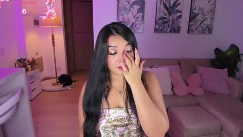 Lina. online show from 25, 3, 2026