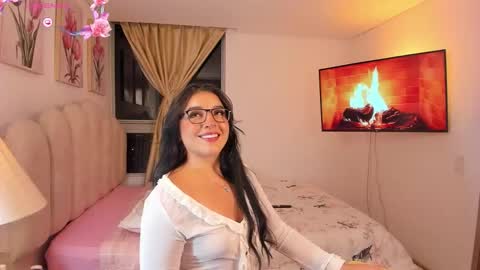 Lina. online show from 26, 3, 2026