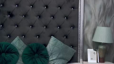 Lisa online show from 4, 2, 2025