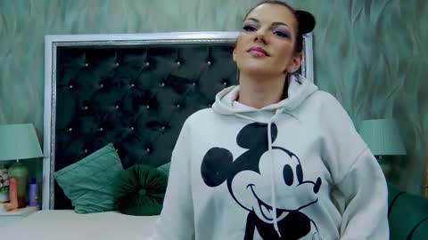 Lisa online show from 7, 3, 2025