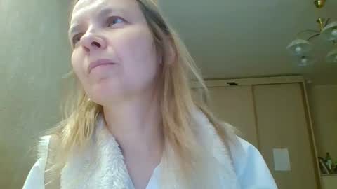 Snapshot of _love_fire chatting on 17, 11, 2025 _love_fire online show from 17, 11, 2025