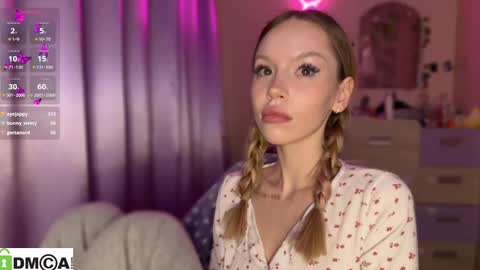 Katie online show from 8, 10, 2025
