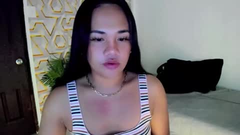 _lovelyyan69_ online show from 6, 10, 2025