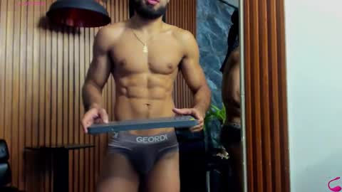 _luca_flame online show from 22, 10, 2025