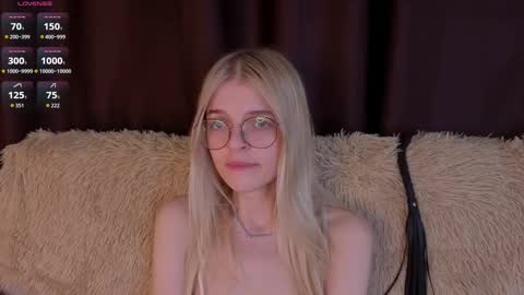 Monica online show from 25, 10, 2025