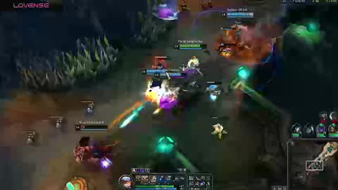 Queen.  Help me reach 100 thumbs up  online show from 17, 3, 2026