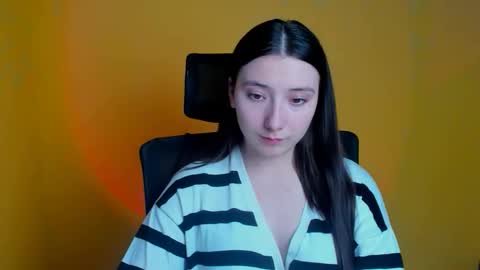 Snapshot of _luna_moon__ chatting on 9, 10, 2025 Luna online show from 9, 10, 2025
