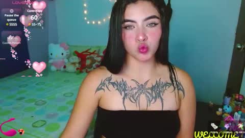 Snapshot of _luna_torres chatting on 4, 3, 2025 luna torres online show from 4, 3, 2025