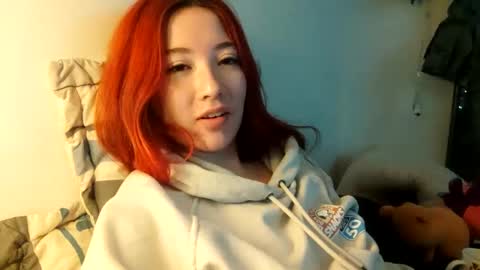 Snapshot of _lunaa__ chatting on 31, 1, 2025 _lunaa__ online show from 31, 1, 2025