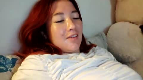 Snapshot of _lunaa__ chatting on 28, 2, 2025 _lunaa__ online show from 28, 2, 2025