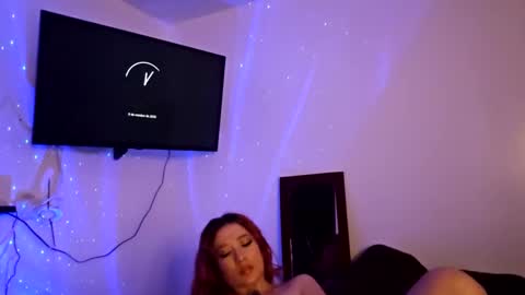 Snapshot of _lunaa__ chatting on 9, 10, 2025 _lunaa__ online show from 9, 10, 2025