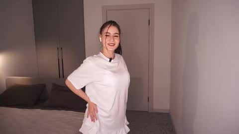 Luna online show from 20, 2, 2026