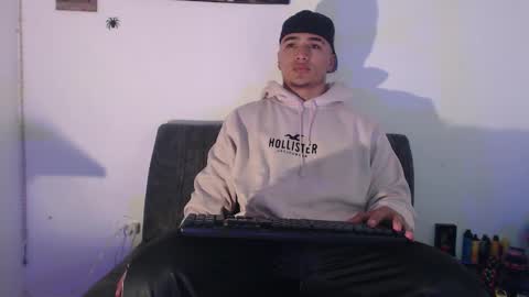 STIVEN online show from 28, 1, 2025