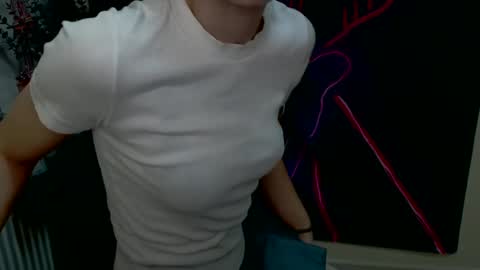 Clara online show from 4, 12, 2024