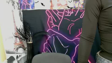 Clara online show from 8, 12, 2024