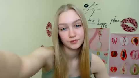 Clara online show from 5, 3, 2025