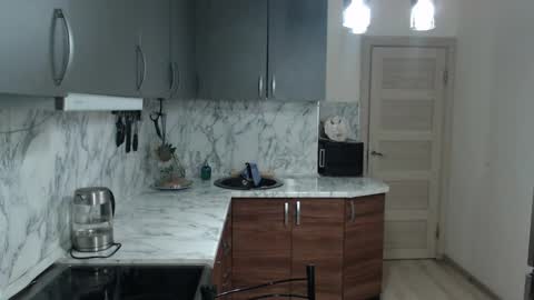 Kate online show from 23, 2, 2025