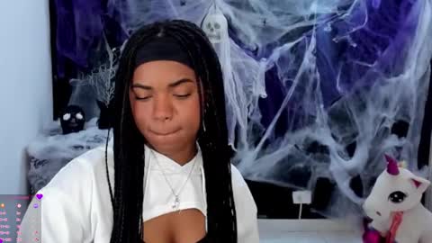 Snapshot of _marcela_22 chatting on 17, 10, 2025 MARCELA online show from 17, 10, 2025