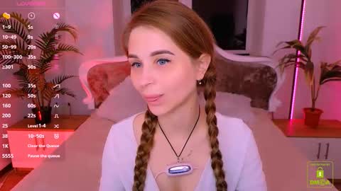 Eva  online show from 11, 10, 2025