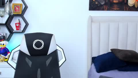 Snapshot of _matthew_santos_ chatting on 17, 2, 2025 _matthew_santos_ online show from 17, 2, 2025