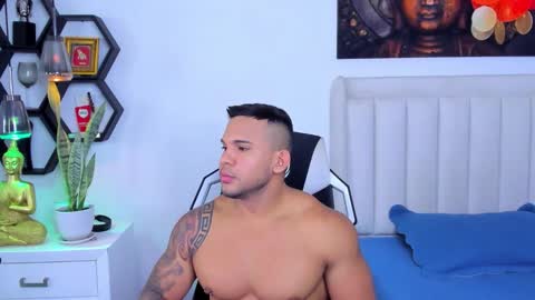 Snapshot of _matthew_santos_ chatting on 30, 10, 2025 _matthew_santos_ online show from 30, 10, 2025