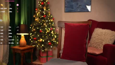 Snapshot of _maybelin_ chatting on 23, 12, 2024 Lina online show from 23, 12, 2024