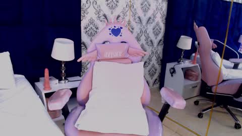 Mia Monroe online show from 23, 2, 2025