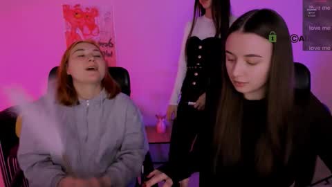 Snapshot of _mila_fire chatting on 10, 2, 2026 your Mila online show from 10, 2, 2026