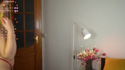 Snapshot of _million_dollarsmile chatting on 19, 11, 2025 _million_dollarsmile online show from 19, 11, 2025