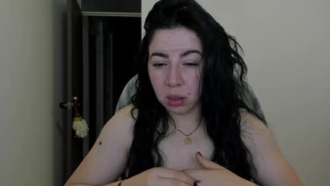 _miss_coco_ online show from 18, 12, 2024