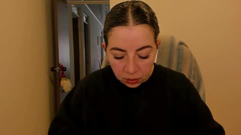 _miss_coco_ online show from 23, 12, 2024