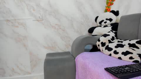 Nanny online show from 4, 1, 2025