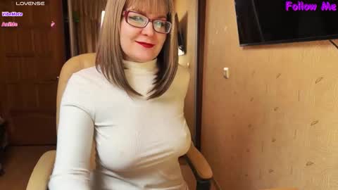 Snapshot of _natali_ chatting on 9, 3, 2026 MagicWoman online show from 9, 3, 2026