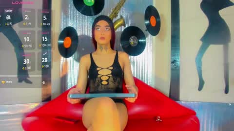 Snapshot of _nickyminach chatting on 26, 2, 2025 Nicky Please help me with your thumbs up its importan online show from 26, 2, 2025